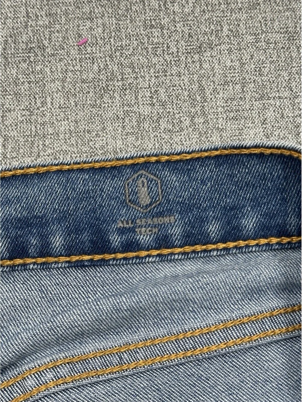 Levi’s 511 Slim Fit Jeans Men’s 28x27 Blue Denim Waterless Raw Hem